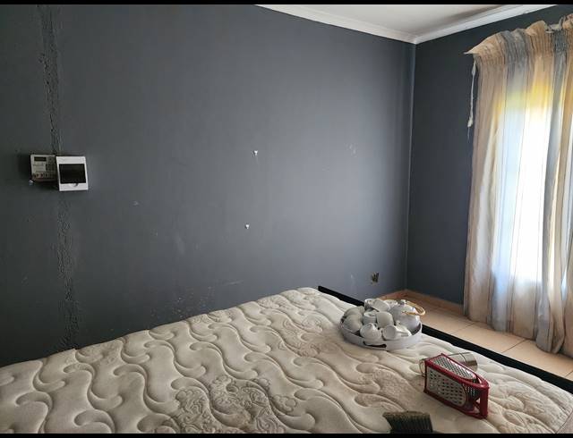 9 BEDROOM HOUSE FOR SALE IN IVY PARK